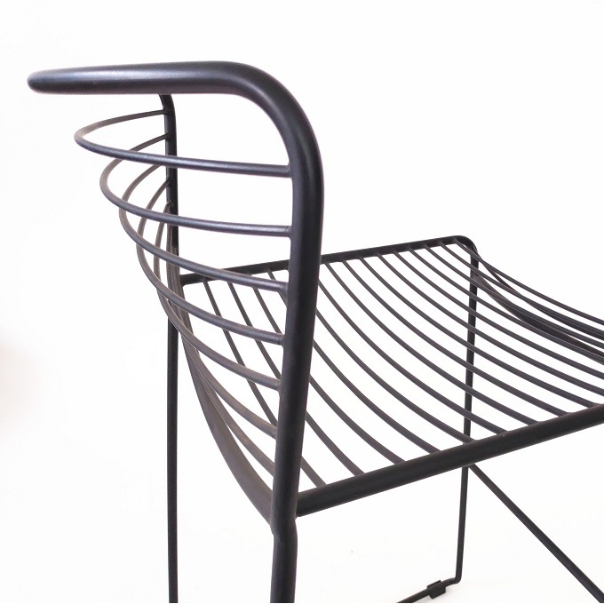 METAL WIRE BAR STOOL