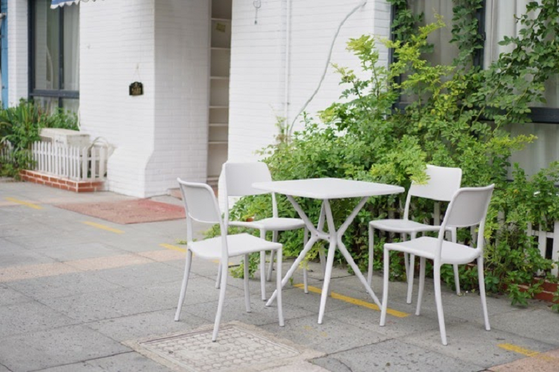 Is polypropylene good for chairs? bzmaka